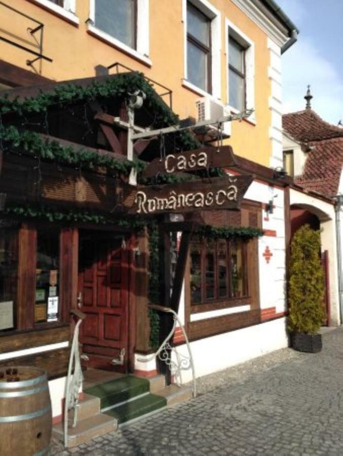 Apartamento Casa Alise-Luise Braşov Exterior foto