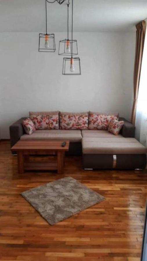 Apartamento Casa Alise-Luise Braşov Exterior foto