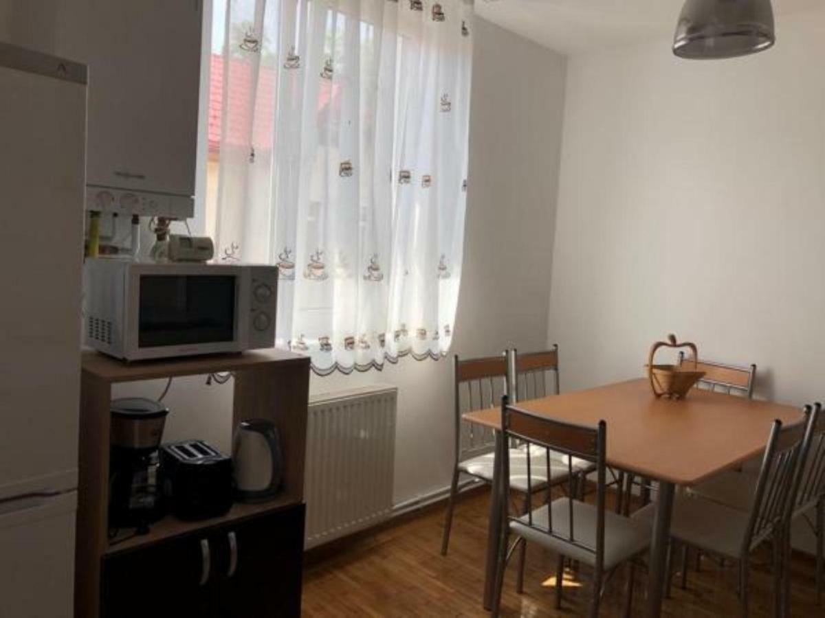 Apartamento Casa Alise-Luise Braşov Exterior foto