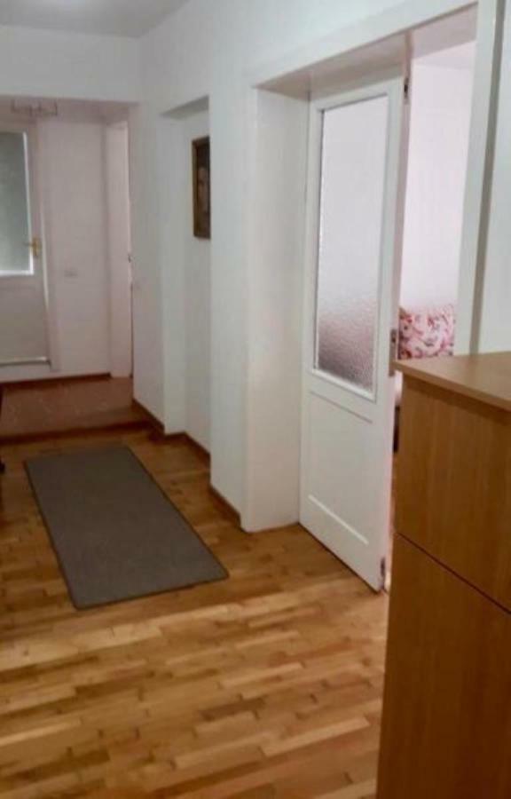 Apartamento Casa Alise-Luise Braşov Exterior foto