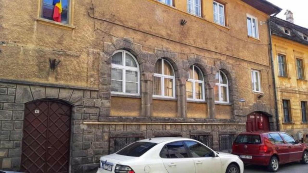 Apartamento Casa Alise-Luise Braşov Exterior foto